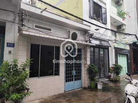 Nhà phố Mặt Tiền Đường Đinh Công Tráng Quận 1 - 1 tầng - Giá Chỉ 22 Triệu