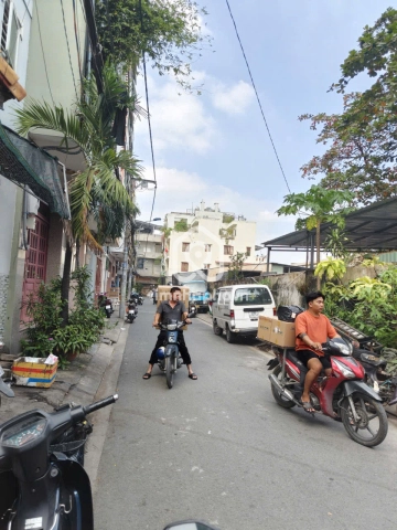 Nhà phố Mặt Tiền Đường Nguyễn Giản Thanh Quận 10 - Giá Chỉ 11,3 Tỷ