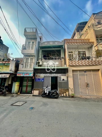 Nhà phố Hẻm Đường Lạc Long Quân Quận 11 - 2 tầng - Giá Chỉ 7,5 Tỷ