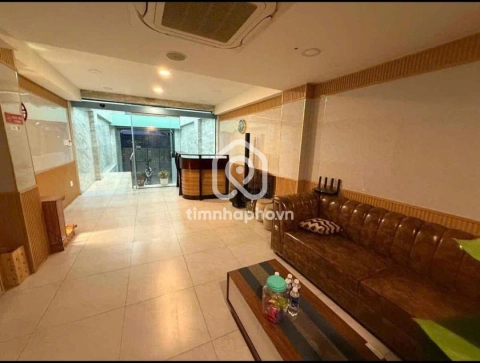 25 Đường Hùng Vương, Phường Chợ Quán