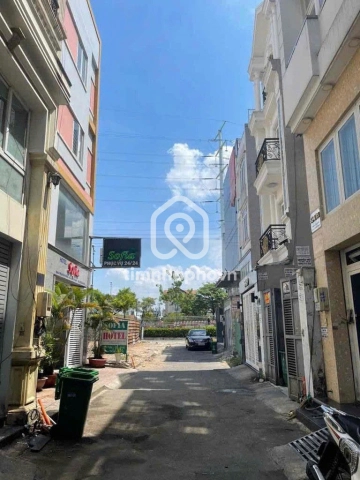 Đất Hẻm Đường Phạm Văn Đồng Bình Thạnh - 5 tầng - Giá Chỉ 13,5 Tỷ