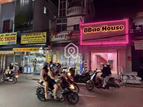Nhà phố Mặt Tiền Đường Phan Văn Hân Bình Thạnh - 3 tầng - Giá Chỉ 17 Tỷ