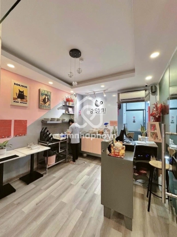 Nhà phố Mặt Tiền Đường Sư Vạn Hạnh Quận 10 - 4 tầng - Giá Chỉ 25 Tỷ