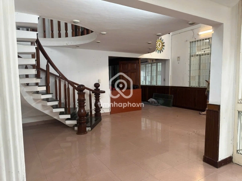 207/73 Đường 3 Tháng 2, Phường Hòa Hưng