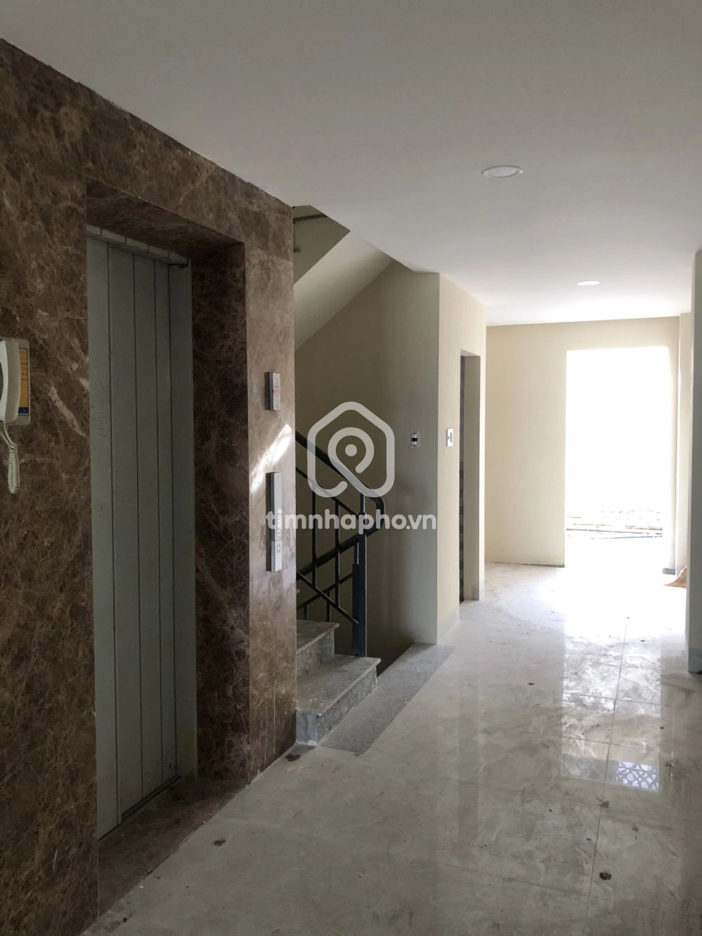 46 Đường Nguyễn Hữu Cầu, Phường Tân Định, Quận 1