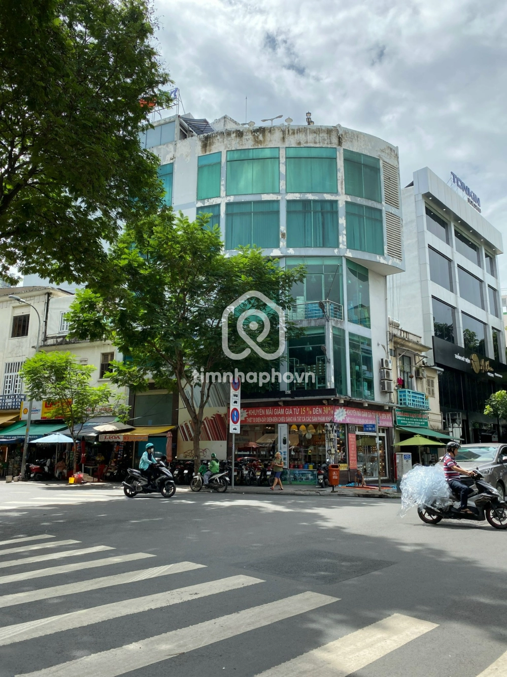 83 Đường Lê Thị Hồng Gấm, Phường Nguyễn Thái Bình, Quận 1
