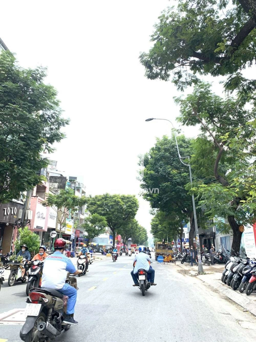 450A Đường Lê Văn Sỹ, Phường 14, Quận 3