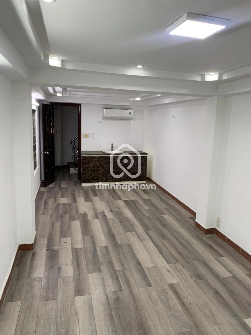 976 Đường Trần Hưng Đạo, Phường 7, Quận 5