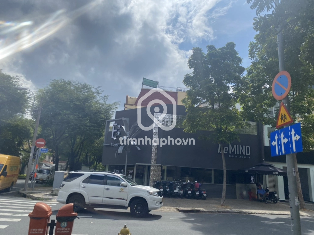 37 Đường Nguyễn Đình Chiểu, Phường Đa Kao, Quận 1
