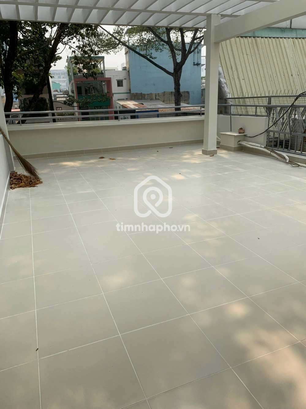 322 Đường Trần Hưng Đạo, Phường Nguyễn Cư Trinh, Quận 1