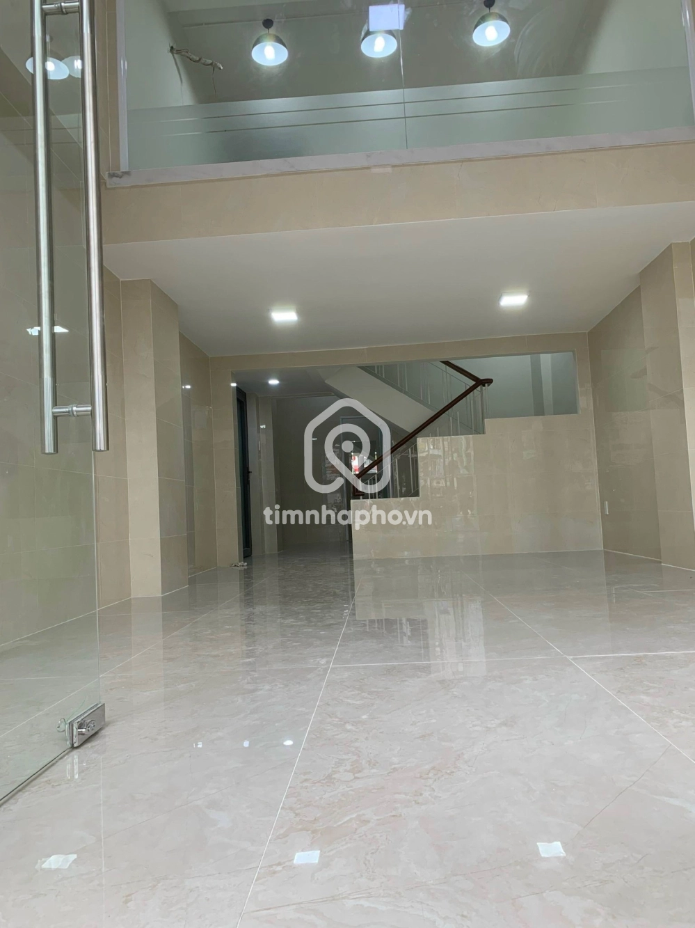 322 Đường Trần Hưng Đạo, Phường Nguyễn Cư Trinh, Quận 1