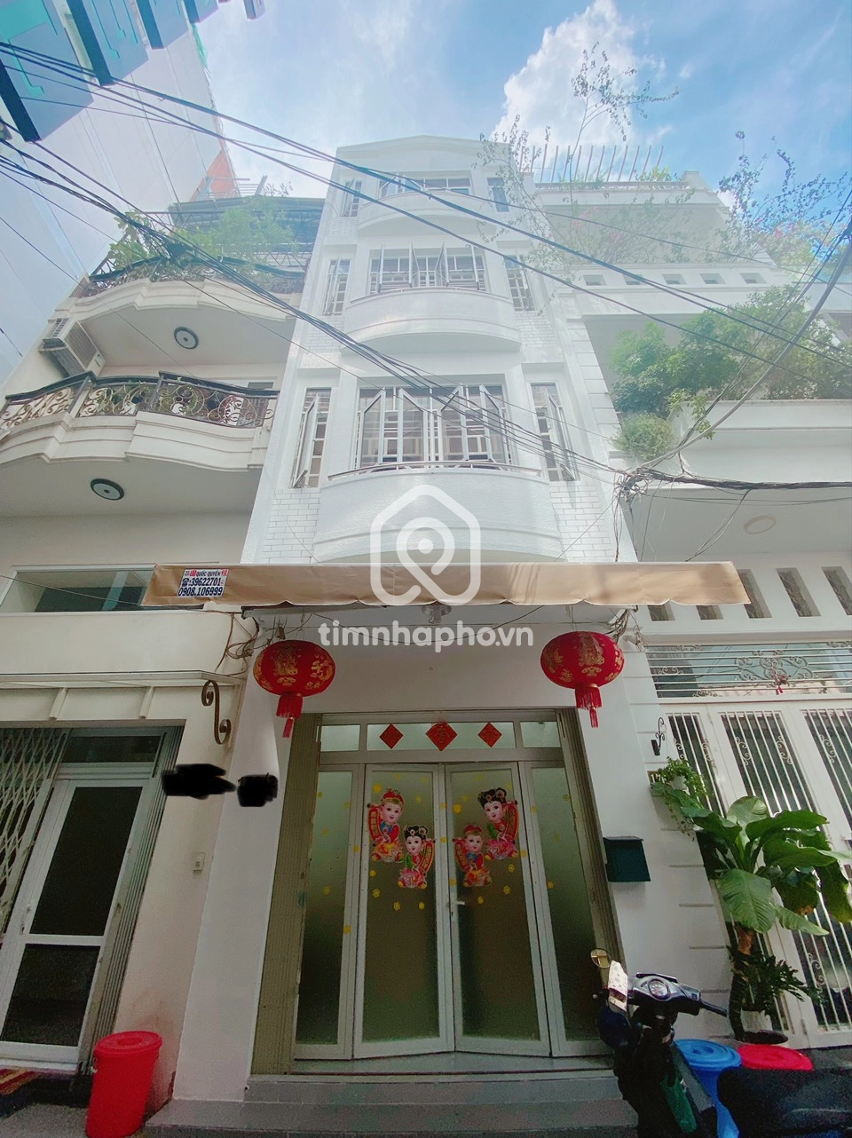 176/2 Đường Lý Tự Trọng, Phường Bến Thành, Quận 1