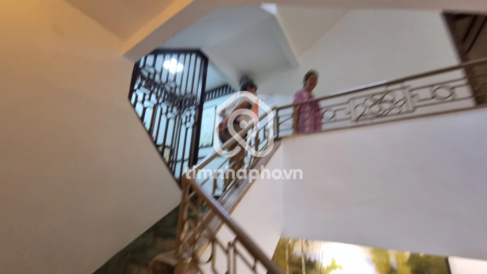 15 Đường Lê Thị Riêng, Phường Bến Thành, Quận 1