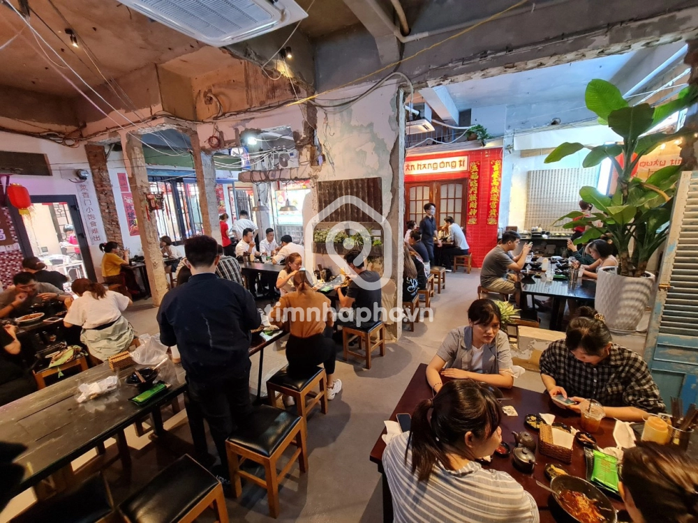 112 Đường Hoàng Diệu, Phường 13, Quận 4