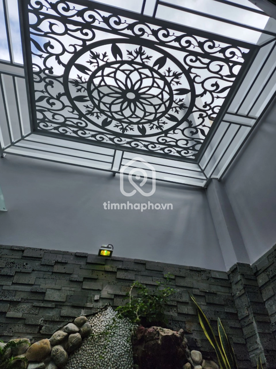 10 Đường Số 8, Phường Bình Thuận, Quận 7