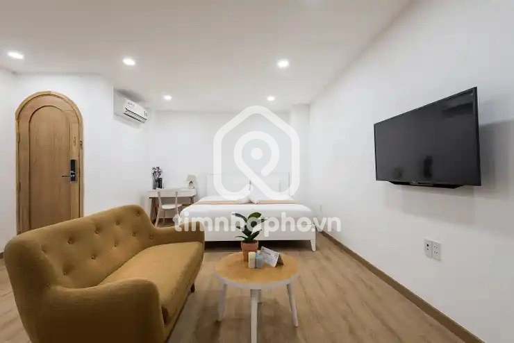 196/16-16a Đường Đề Thám, Phường Cầu Ông Lãnh, Quận 1