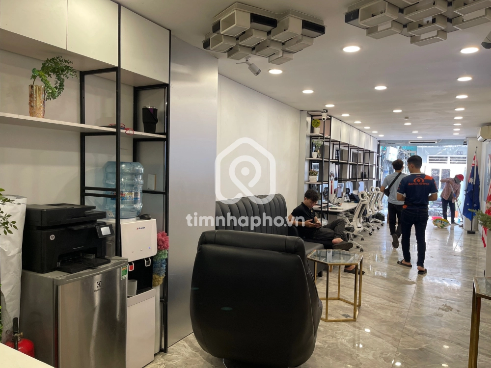 25/8 Đường Tôn Thất Tùng, Phường Bến Thành, Quận 1