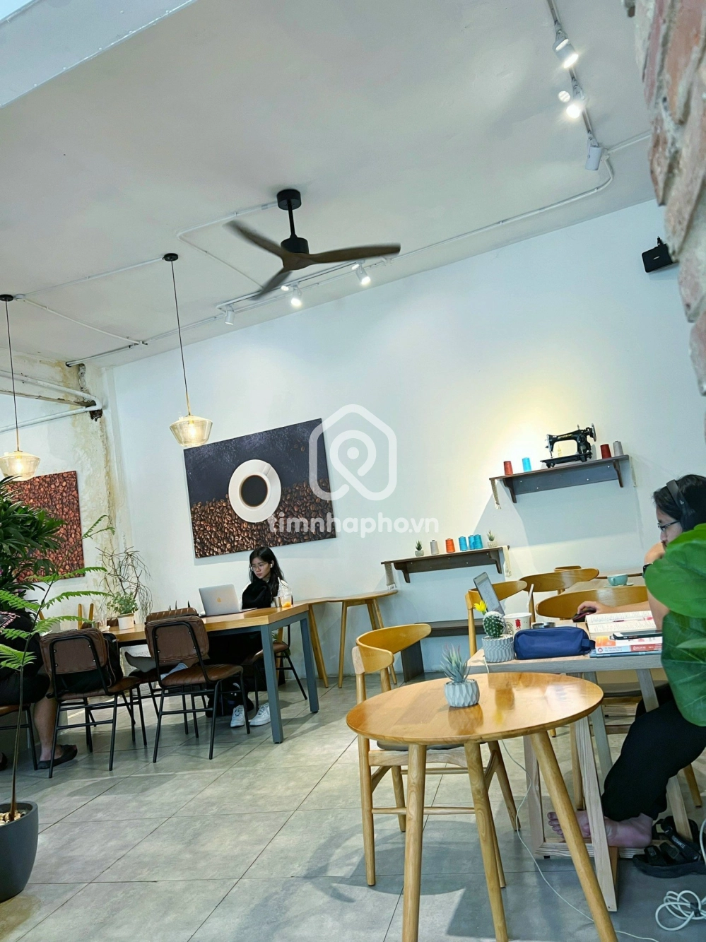 218 Đường Lê Lai, Phường Bến Thành, Quận 1