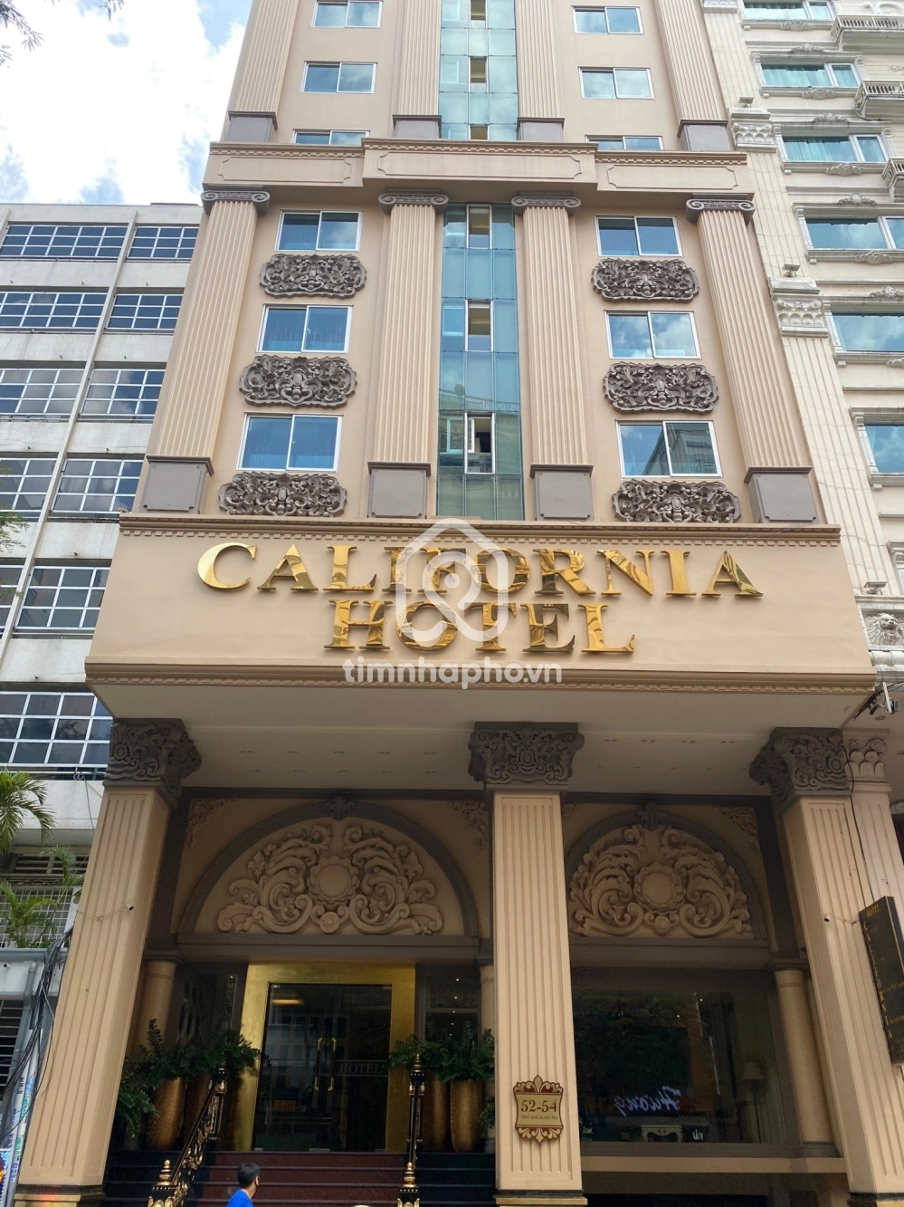 52-54 Đường Thủ Khoa Huân, Phường Bến Thành, Quận 1
