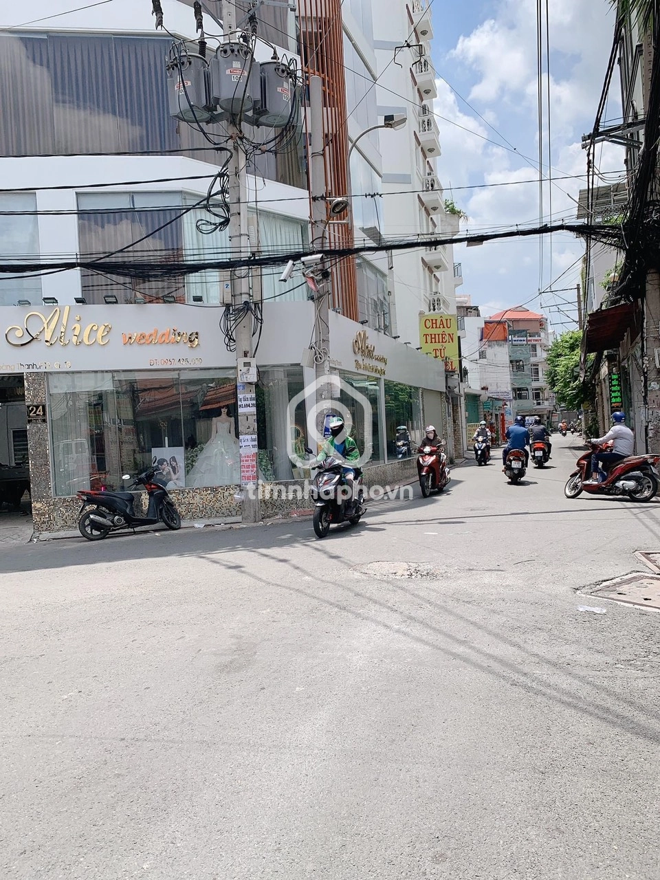 24 Đường Trương Hoàng Thanh, Phường 12, Tân Bình