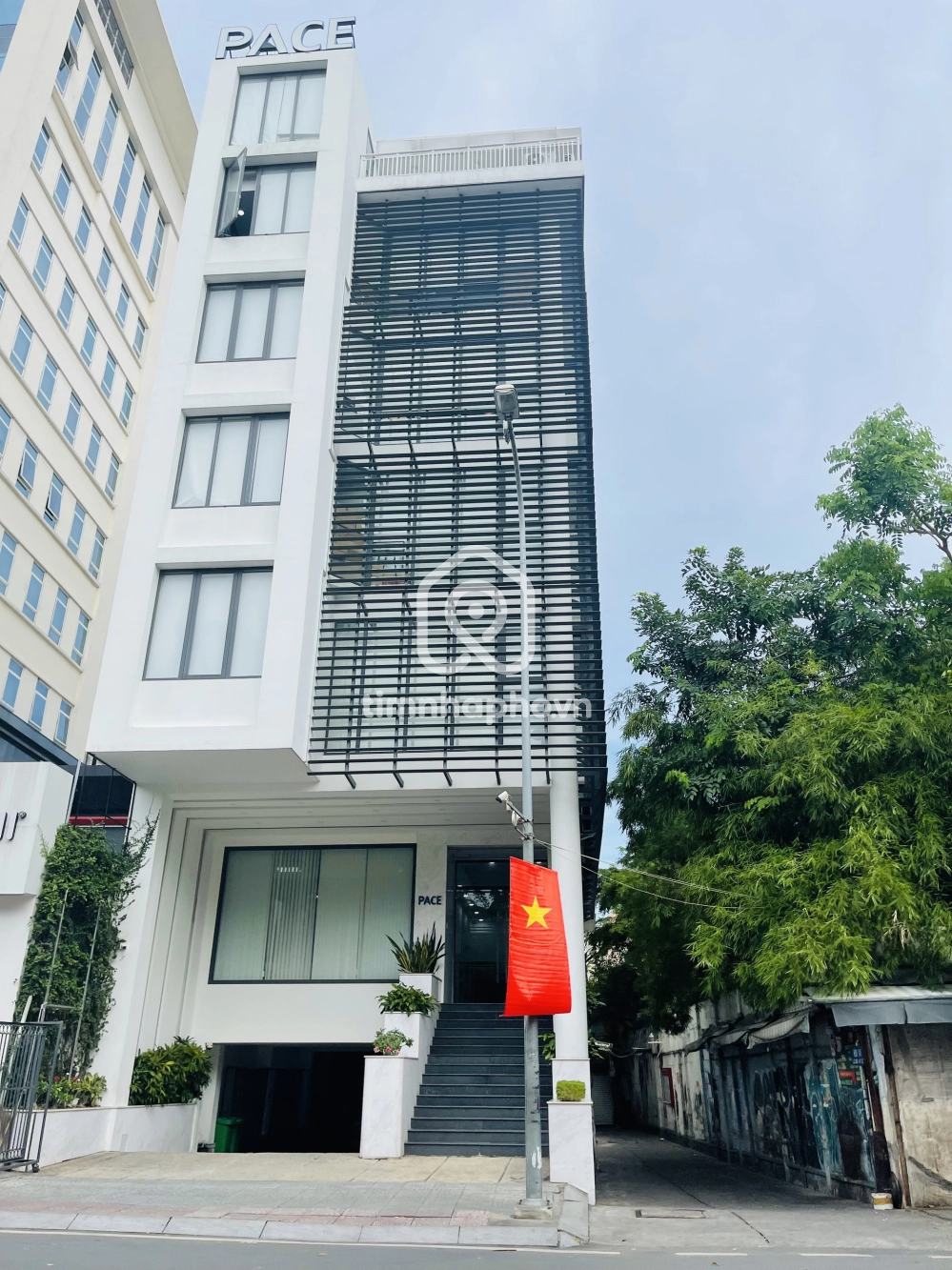 341 Đường Nguyễn Trãi, Phường Bến Thành, Quận 1