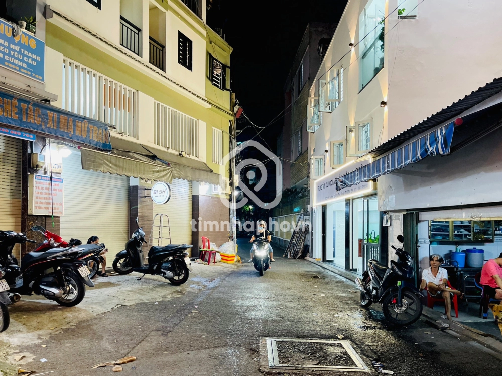 1268 Đường Trường Sa, Phường 13, Phú Nhuận