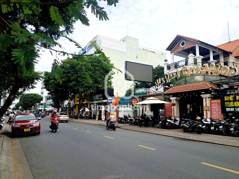 304-304A Đường Lê Văn Sỹ, Phường 1, Tân Bình