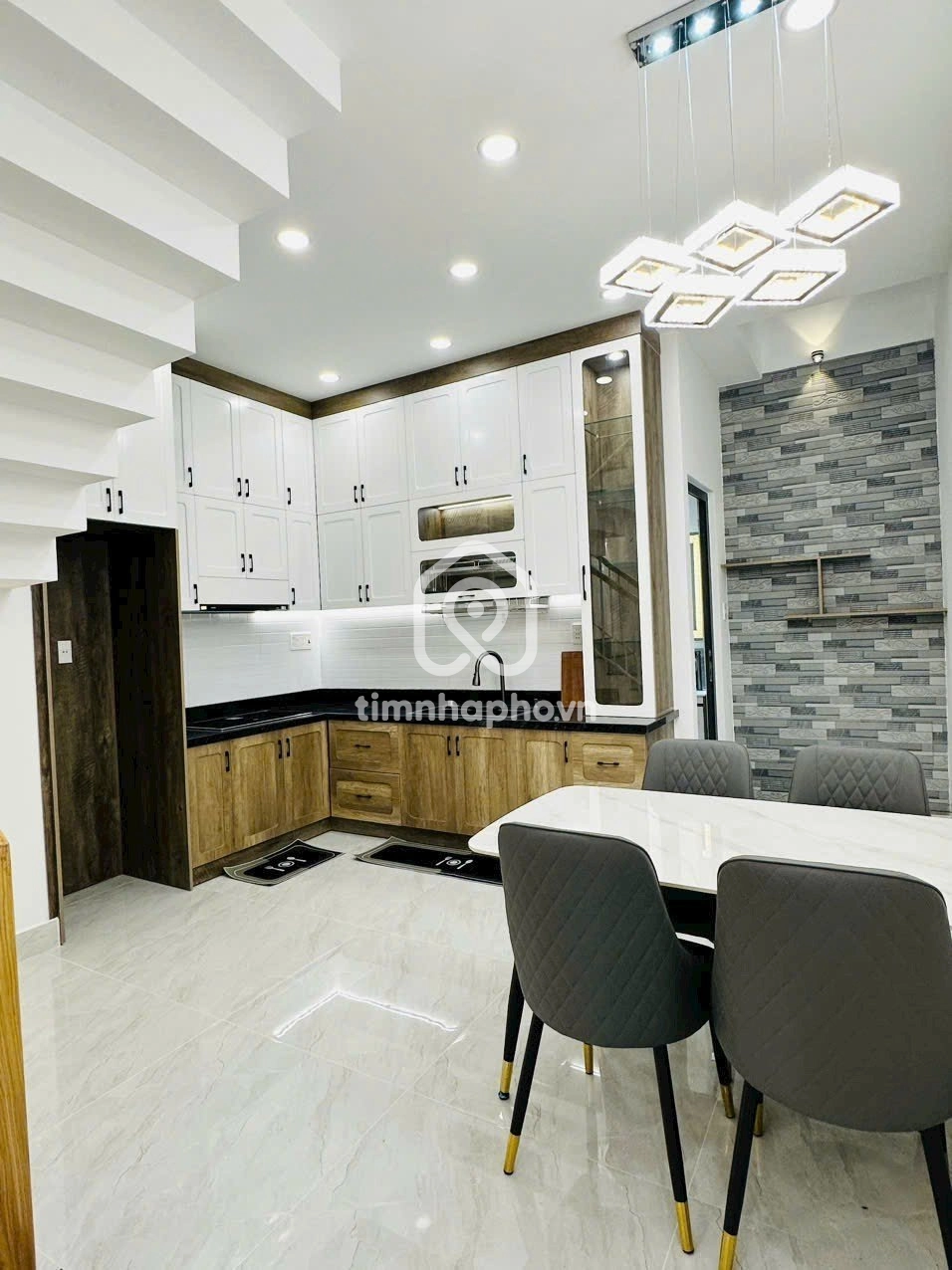 9A Đường Tái Thiết, Phường 11, Tân Bình