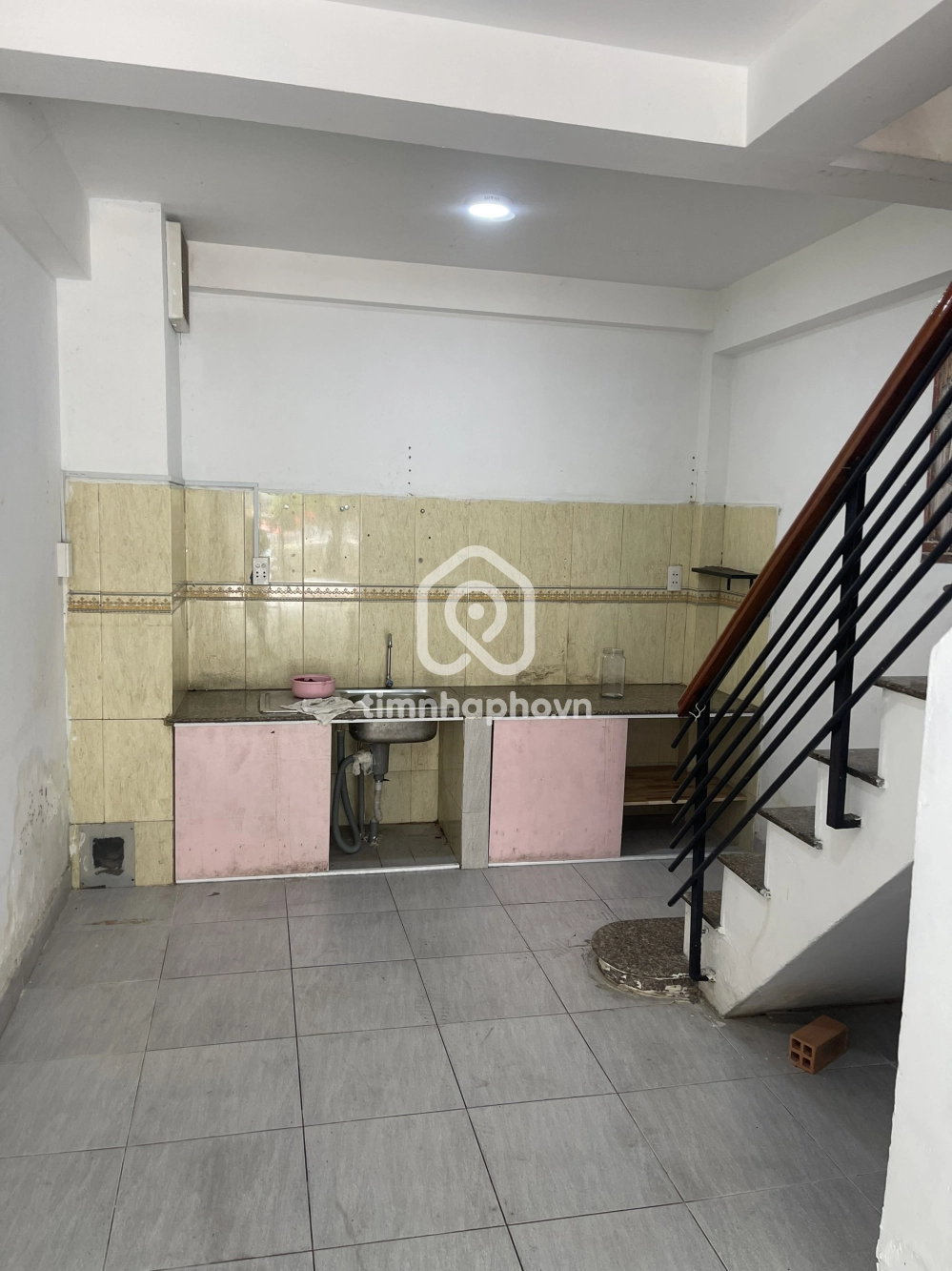 1241 Đường Hoàng Sa, Phường 5, Tân Bình