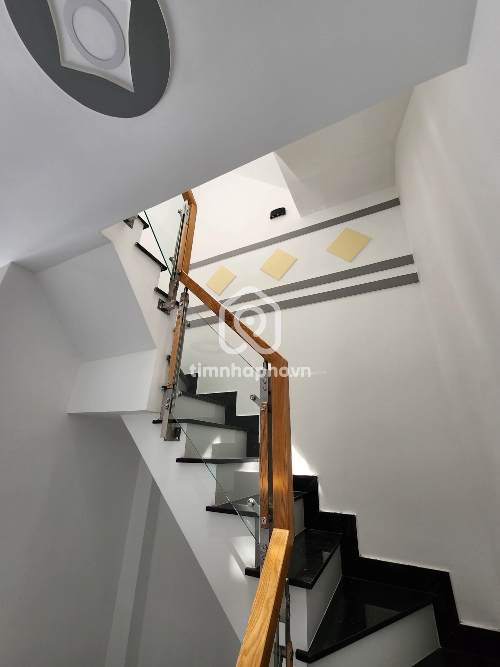39 Đường Nguyễn Trung Trực, Phường 5, Bình Thạnh