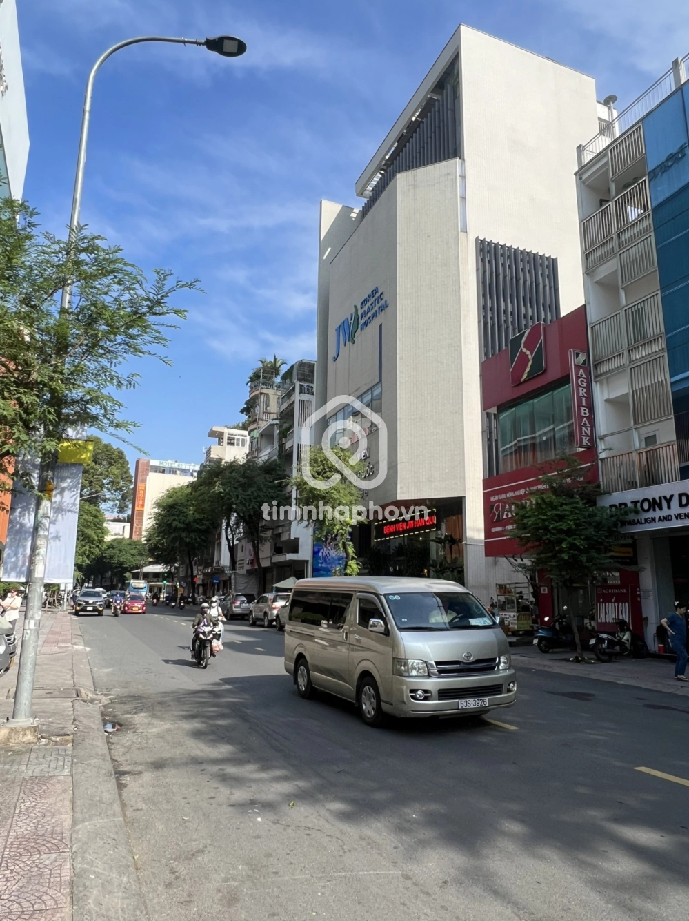 32 Đường Tôn Thất Tùng, Phường Bến Thành, Quận 1