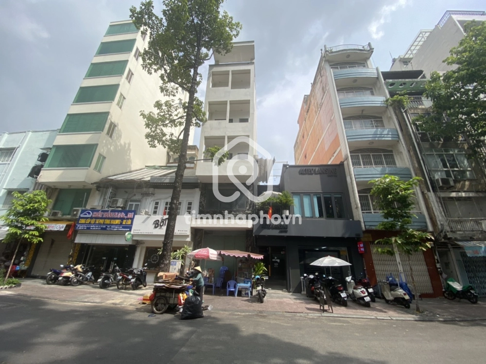 400 Đường Nguyễn Công Trứ, Phường Cầu Ông Lãnh, Quận 1