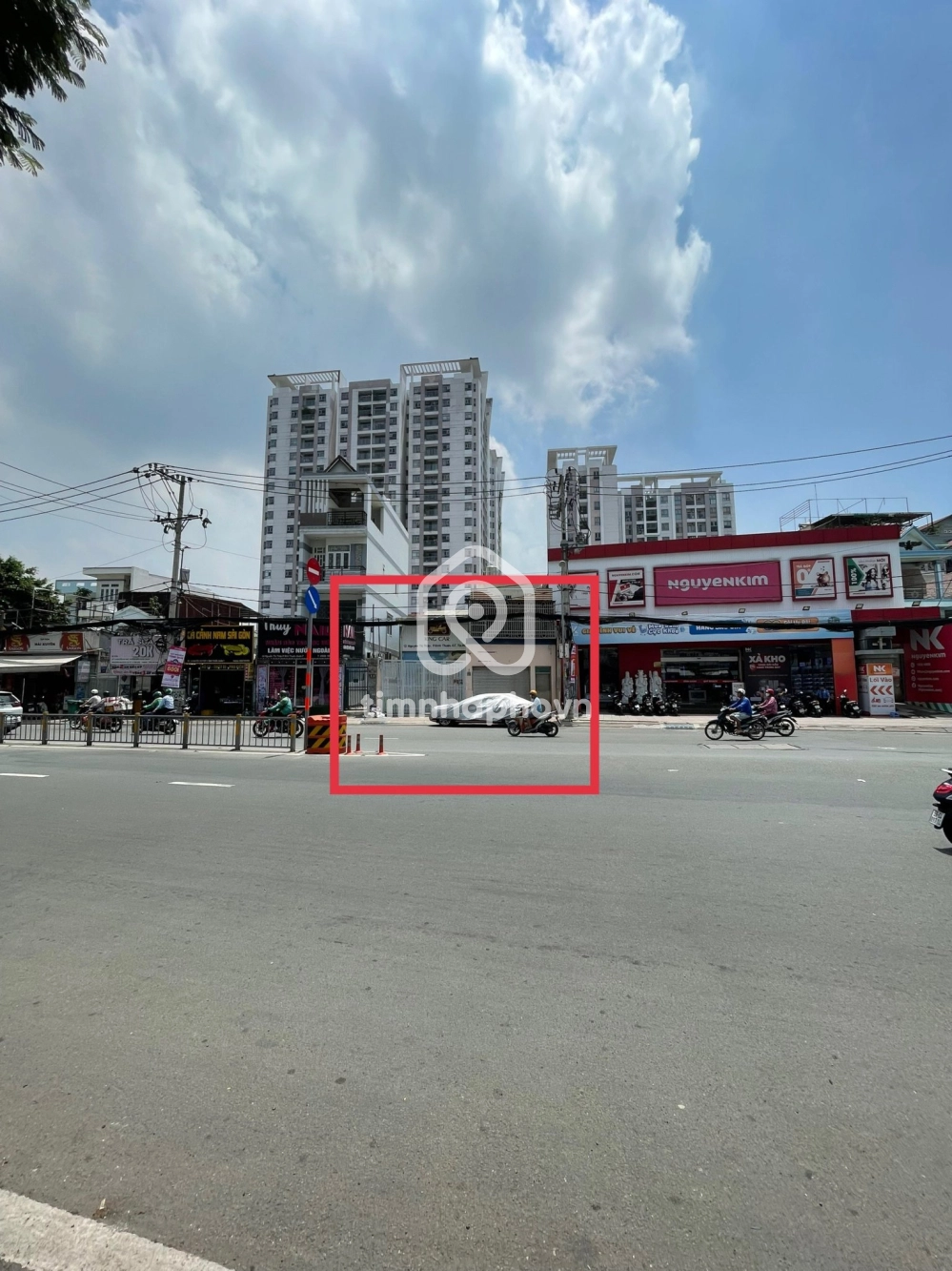 12 Đường Nguyễn Thị Thập, Phường Bình Thuận, Quận 7