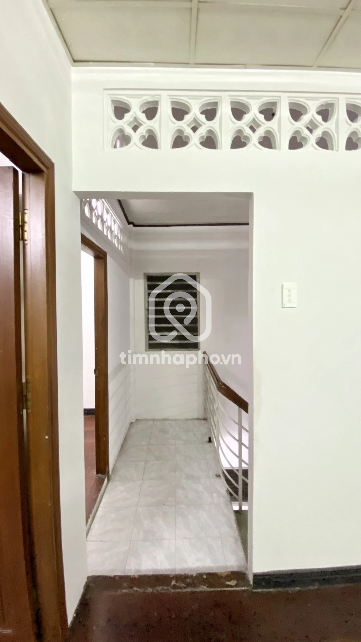 465 Đường Hòa Hưng, Phường 13, Quận 10