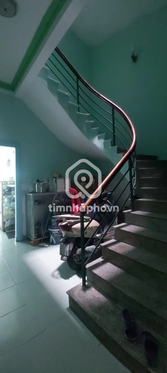 130 Đường Vĩnh Hội, Phường 4, Quận 4