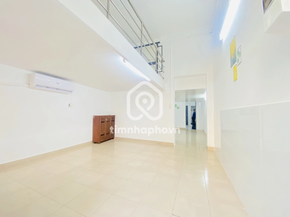 130/1 Đường Hai Bà Trưng, Phường Tân Định, Quận 1