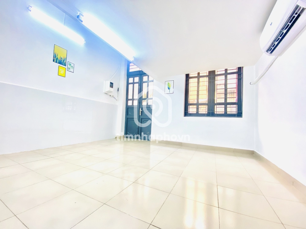 130/1 Đường Hai Bà Trưng, Phường Tân Định, Quận 1