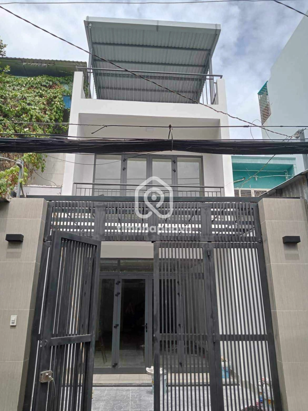 C242 Đường Xóm Chiếu, Phường 15, Quận 4