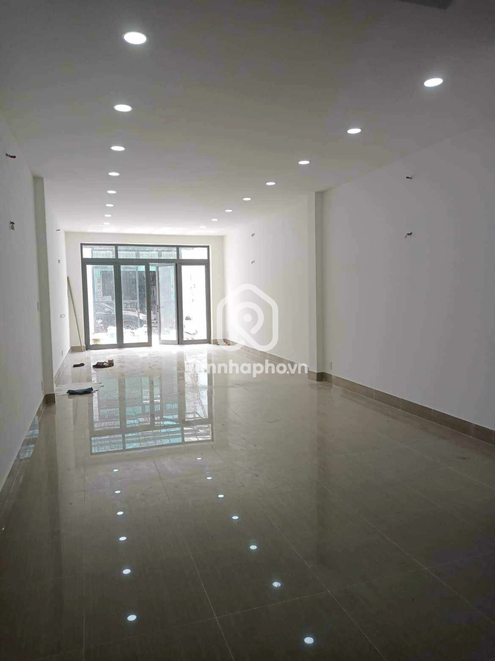 C242 Đường Xóm Chiếu, Phường 15, Quận 4