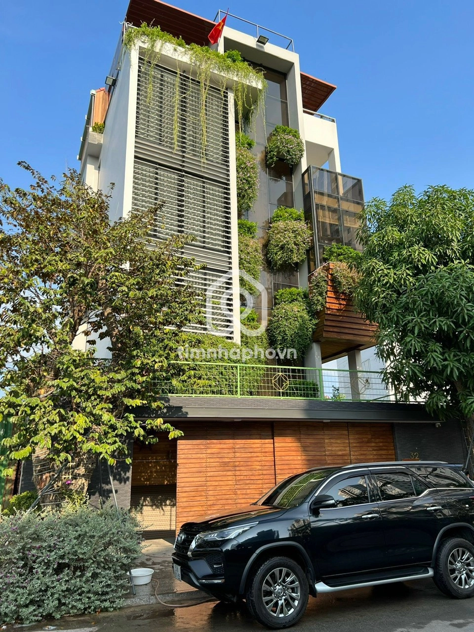 32 Đường Số 4A, Phường Phú Mỹ, Quận 7