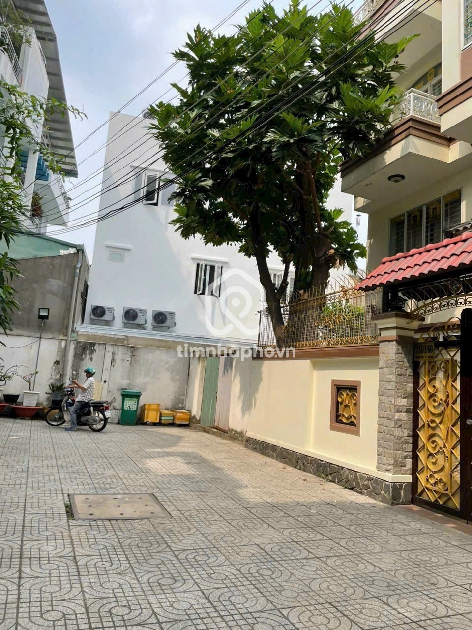 115/1/60b Đường Nguyên Hồng, Phường 1, Bình Thạnh