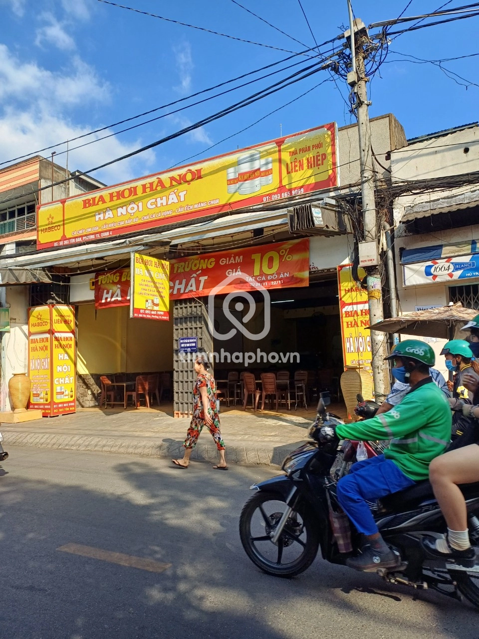 303 Đường Tôn Đản, Phường 15, Quận 4
