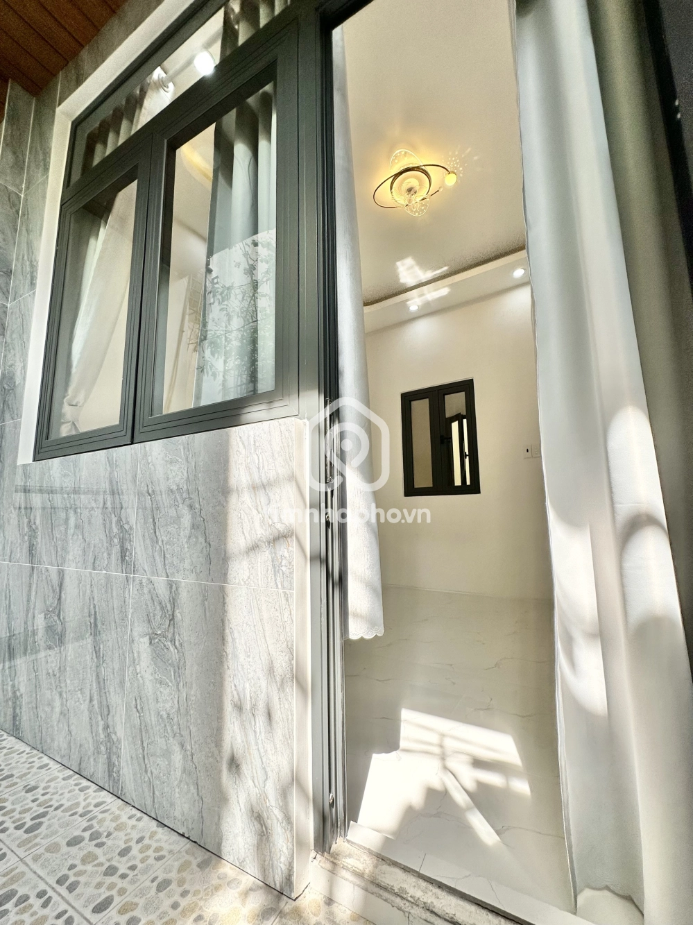 390/2a Đường Nguyễn Trọng Tuyển, Phường 2, Tân Bình