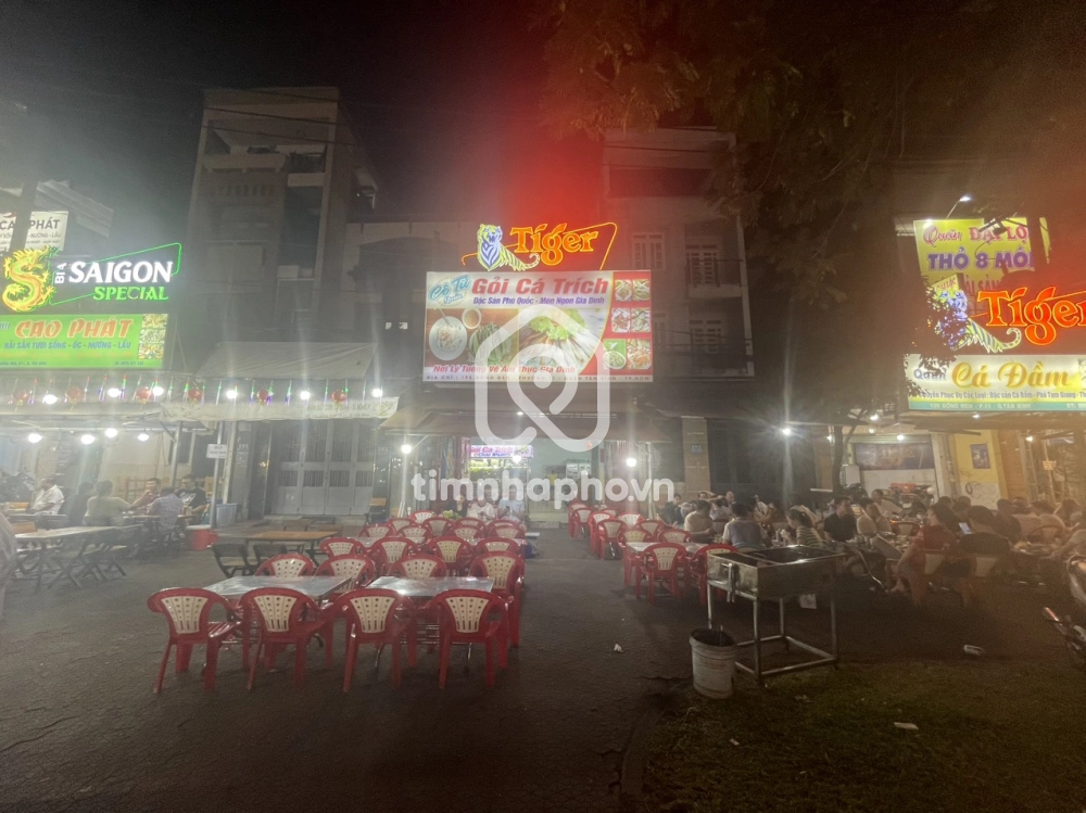 195 Đường Đồng Đen, Phường 11, Tân Bình