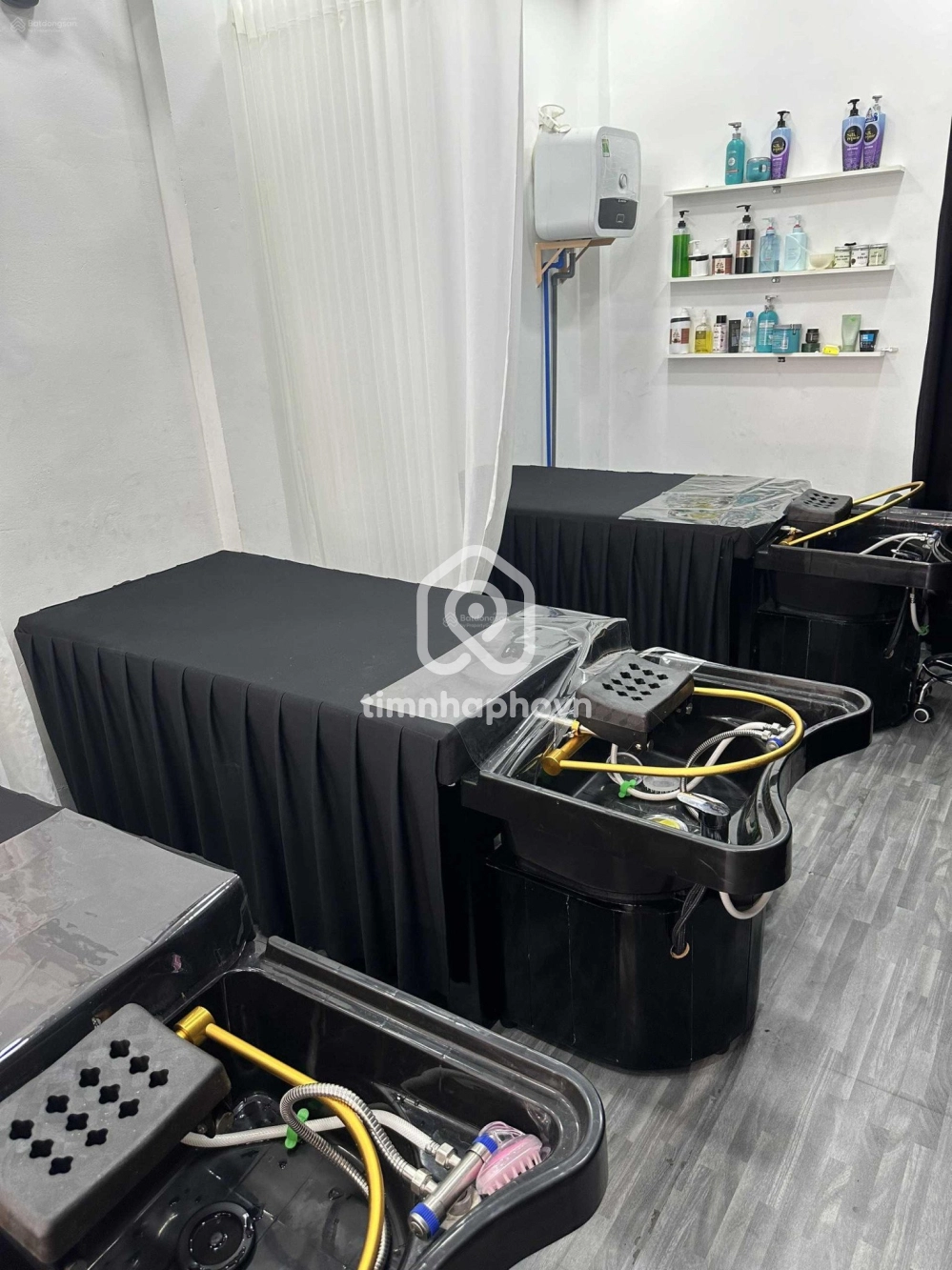 402 Đường Hai Bà Trưng, Phường Tân Định, Quận 1