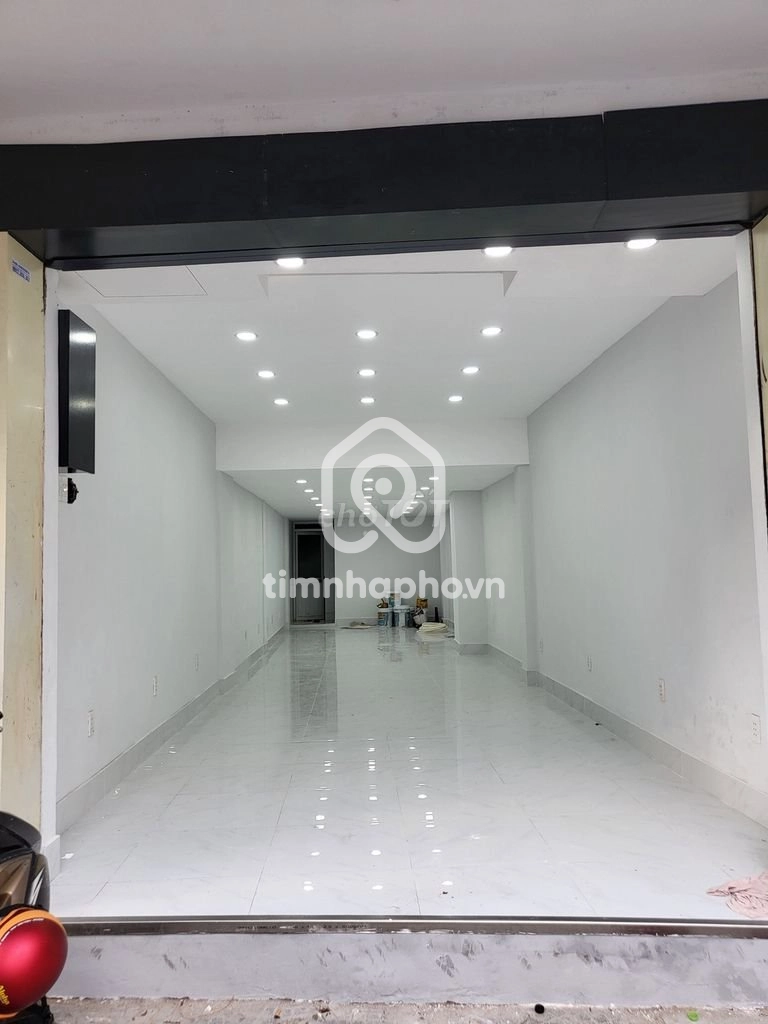108 Đường Đề Thám, Phường Cầu Ông Lãnh, Quận 1