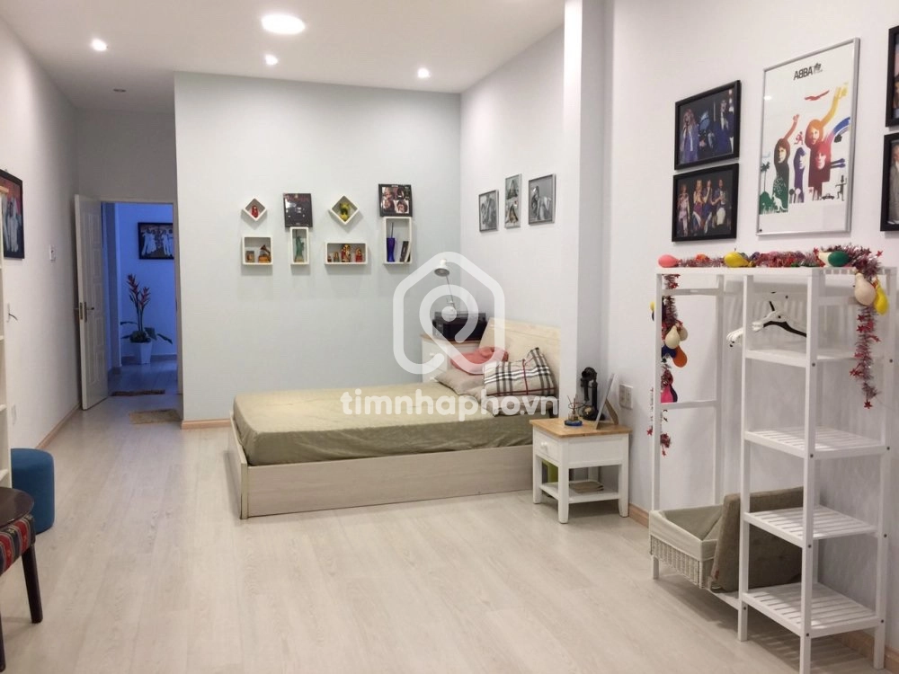 233 Đường Nguyễn Đình Chiểu, Phường 5, Quận 3