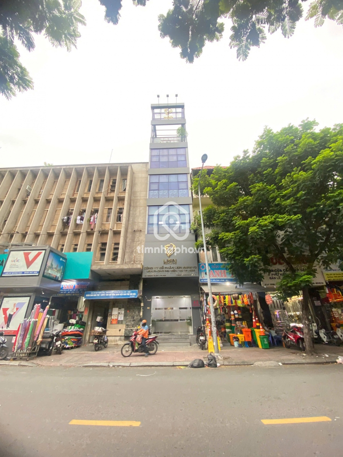 43 Đường Yersin, Phường Cầu Ông Lãnh, Quận 1