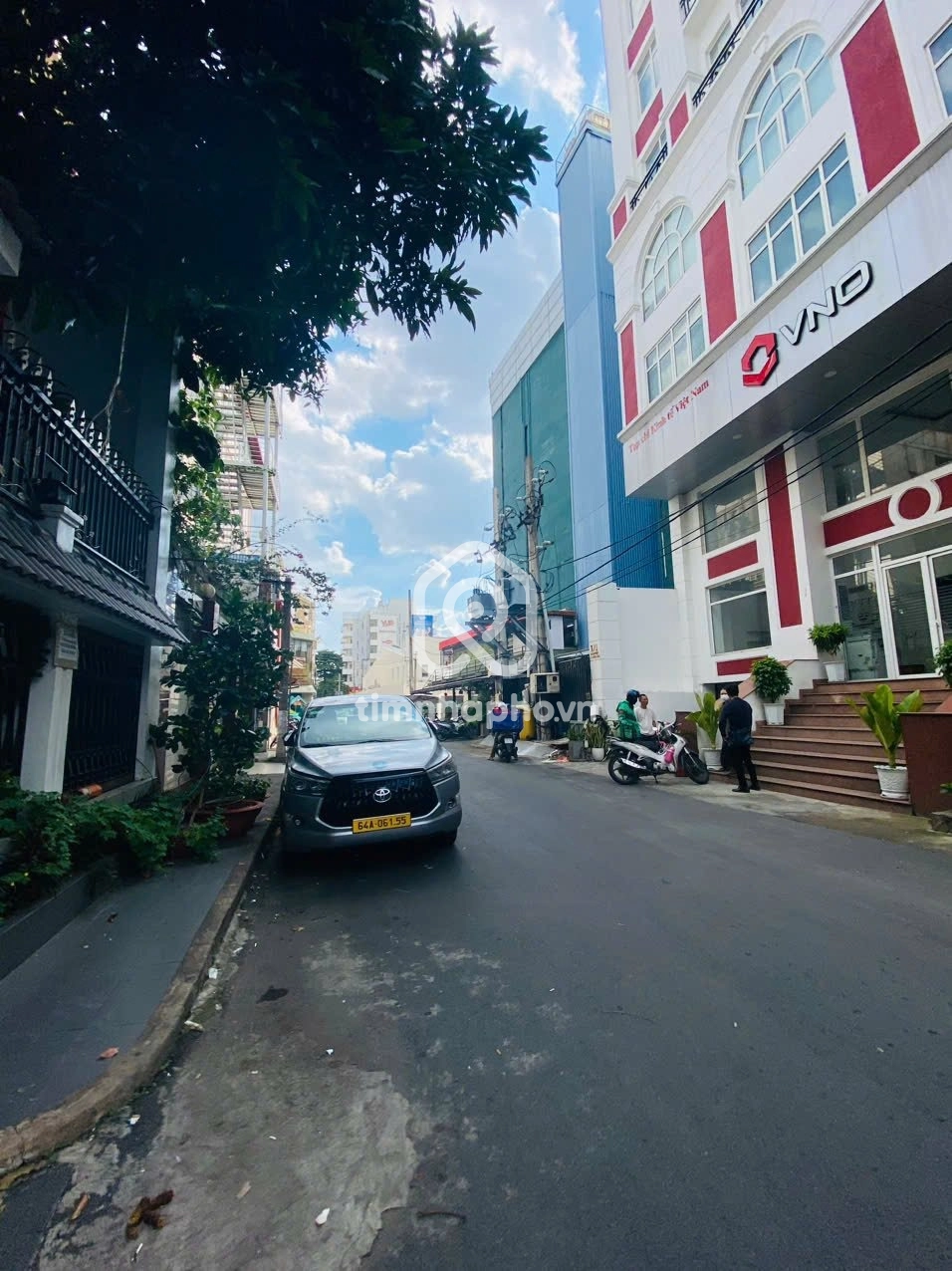 1/1 Đường Hoàng Việt, Phường 4, Tân Bình