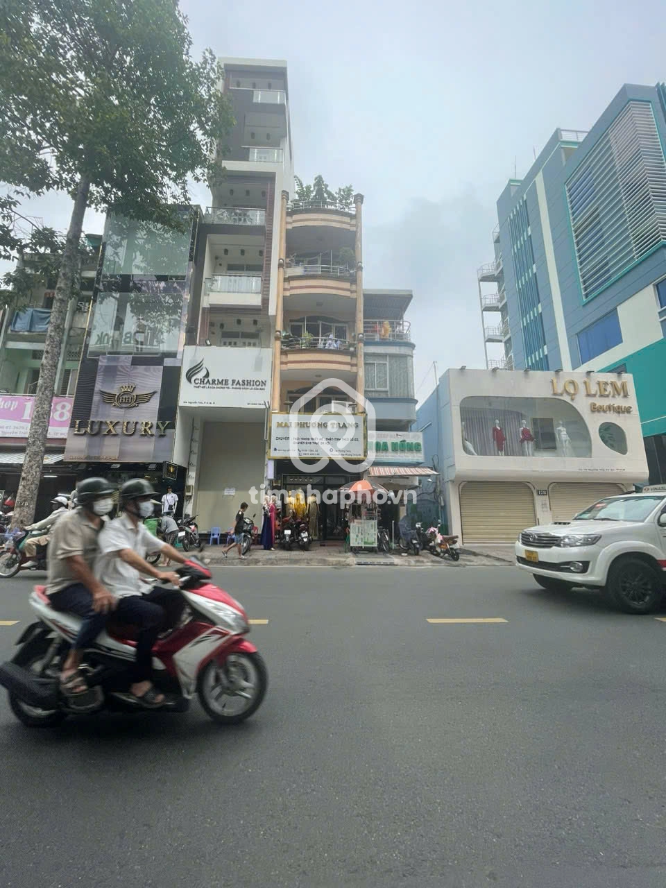 182 Đường Nguyễn Trãi, Phường 3, Quận 5